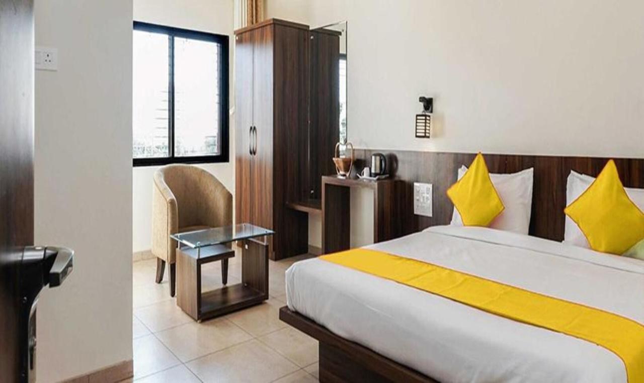 Fabhotel Karishma Palace Supe Esterno foto