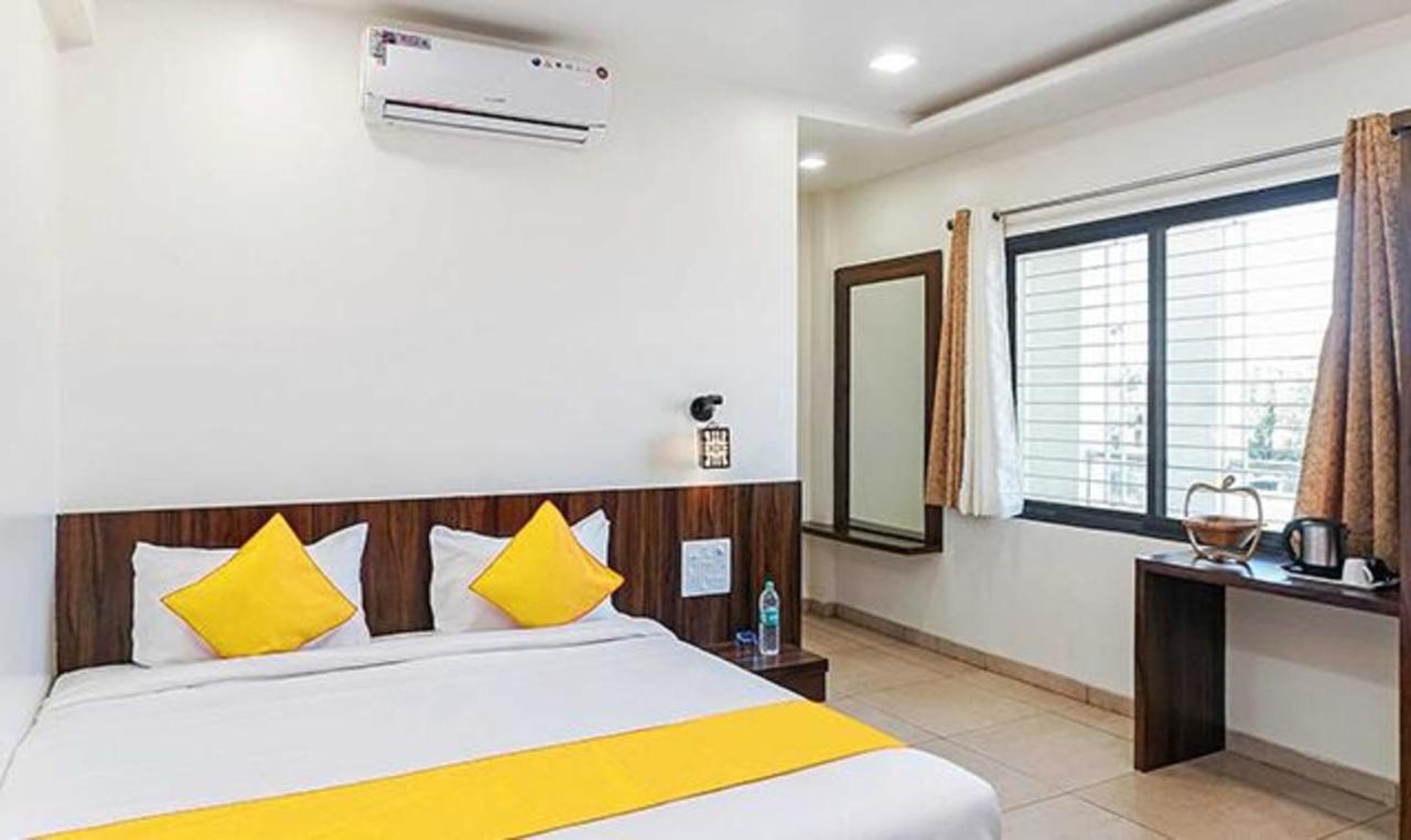 Fabhotel Karishma Palace Supe Esterno foto